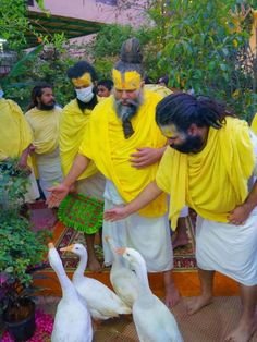 Premanand Ji Maharaj Photo with Radha Krishna