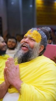 Premanand Ji Maharaj smile photo