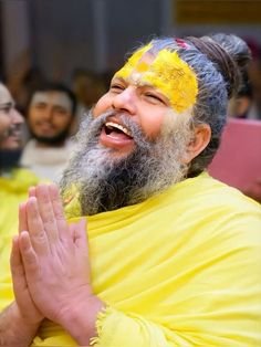 Premanand Ji Maharaj smile photo