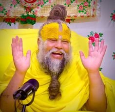 Premanand Ji Maharaj smile photo