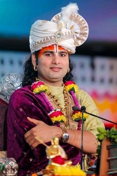 Aniruddhacharya photo