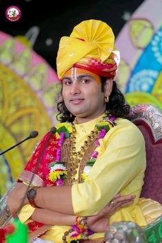 Aniruddhacharya photo