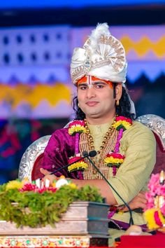 Aniruddhacharya photo