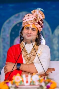 Aniruddhacharya photo