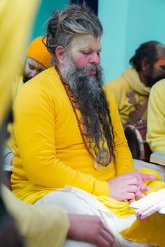 premanand ji maharaj photo full