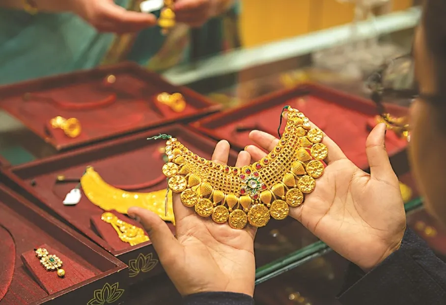 Rising Gold Prices Change Buying Habits, But India's Jewellery Market Remains Strong